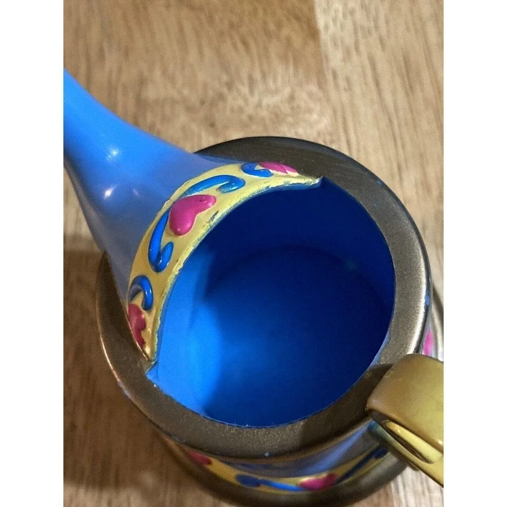 N/A blue yellow